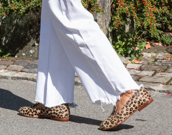 Loafers in leopard print